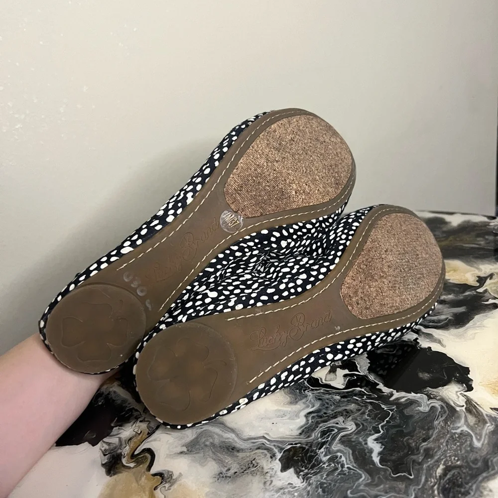 Lucky brand black and white flat - Picture 7 of 8